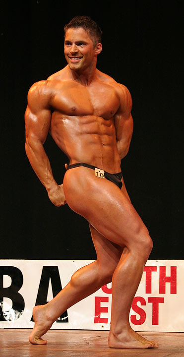 Petr Pavelec bodybuilding pose